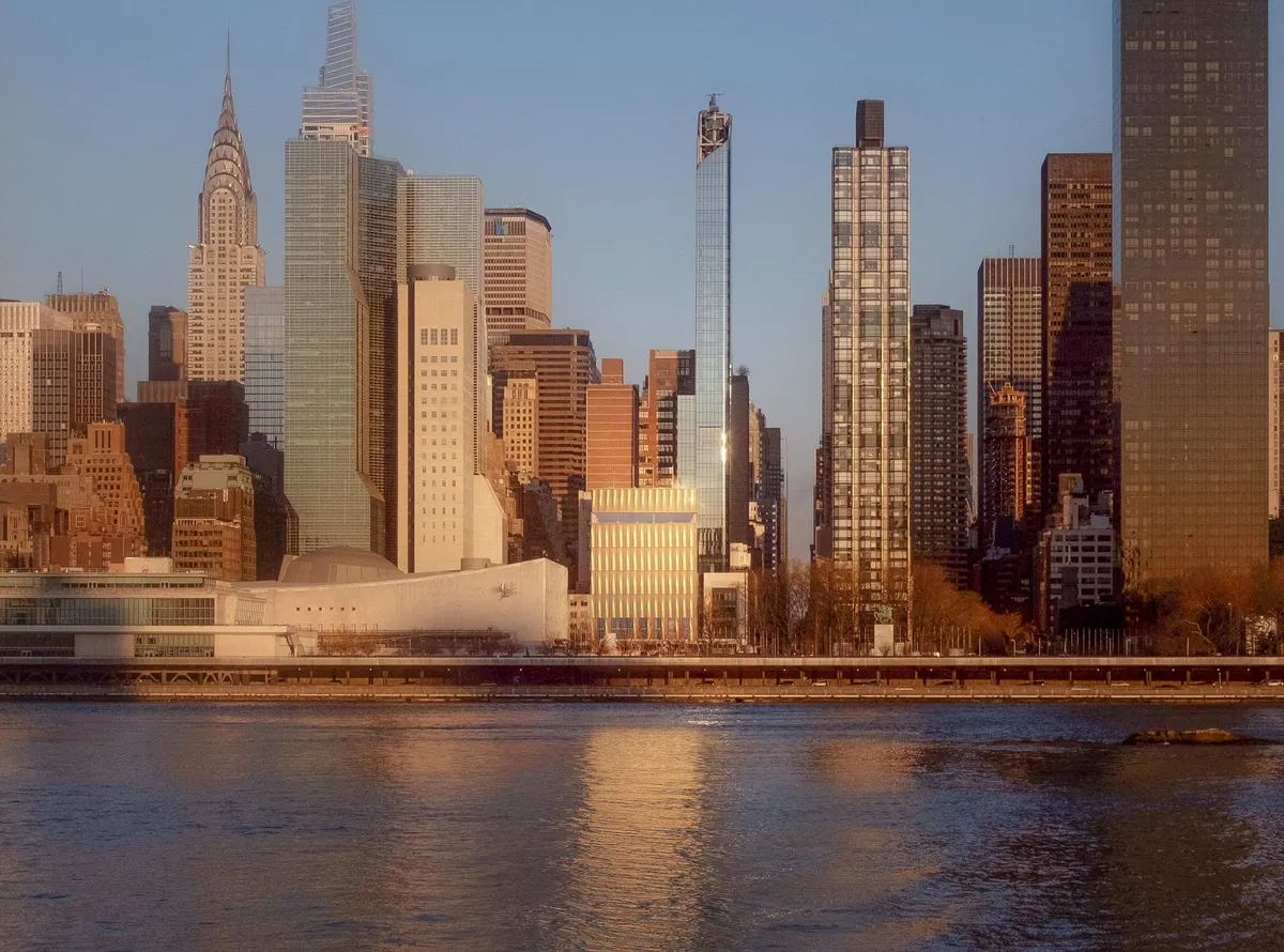 Manhattan skyline across the East River, 809 UN Plaza, New York. CGI by Darcstudio for Tankhouse.
